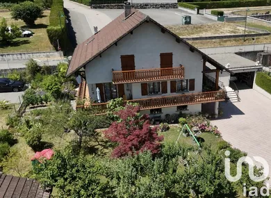 Maison traditionnelle à Bellegarde-sur-Valserine (01200)