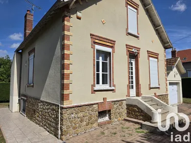 Traditional house in Gien (45500)