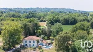 Maison traditionnelle à Heugas (40180)