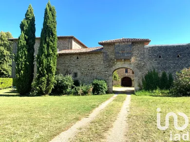 Mansion at Chabeuil (26120)