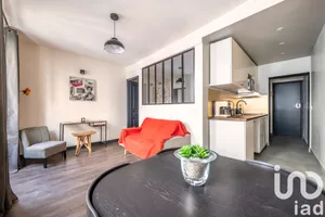 Apartment at Paris (75002)