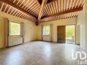 Mas in Caseneuve (84750)