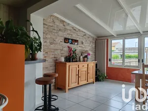 House at Le May-sur-Èvre (49122)