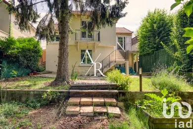 Maison traditionnelle à Deuil-la-Barre (95170)