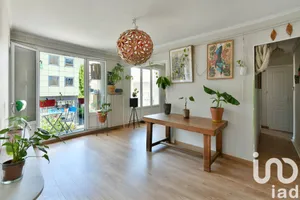 Apartment at Villeurbanne (69100)