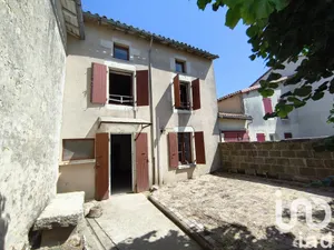 House at Chenay (79120)