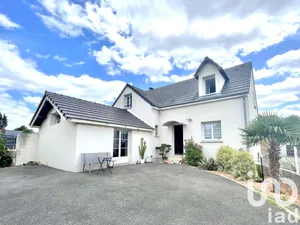 House at Fay-aux-Loges (45450)