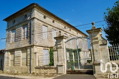 Demeure à Saint-Louis-de-Montferrand (33440)