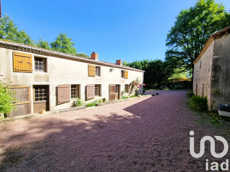 Maison 8 pièces 211 m² · à Sèvremont · 211 m² · 217 500 €
