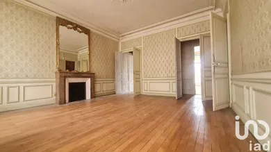 Mansion at Reims (51100)