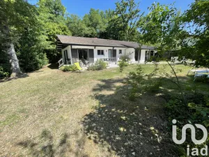 House in Savigny-sur-Clairis (89150)