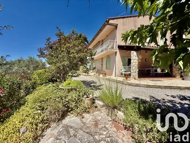 House at Le Cannet-des-Maures (83340)