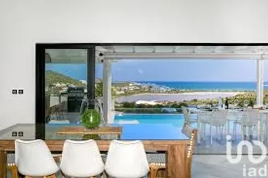 House at SAINT-MARTIN (97150)