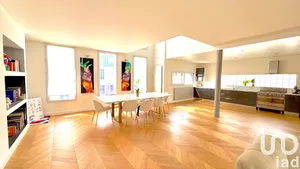 Architectural house at La Garenne-Colombes (92250)