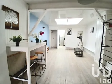 House at Amiens (80000)