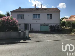 Maison traditionnelle à Montaigu (85600)