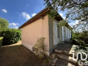 Pavillon à Villefargeau (89240)