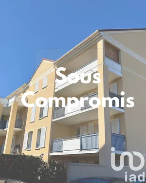 Apartment at Émerainville (77184)