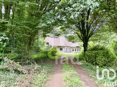 Architectural house at Oignies (62590)