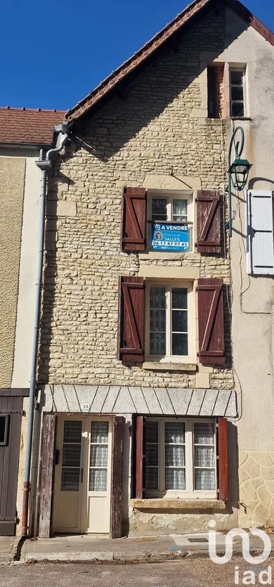 Maison de ville à Ancy-le-Franc (89160)