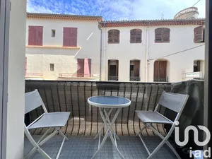 Townhouse at Pont-Saint-Esprit (30130)