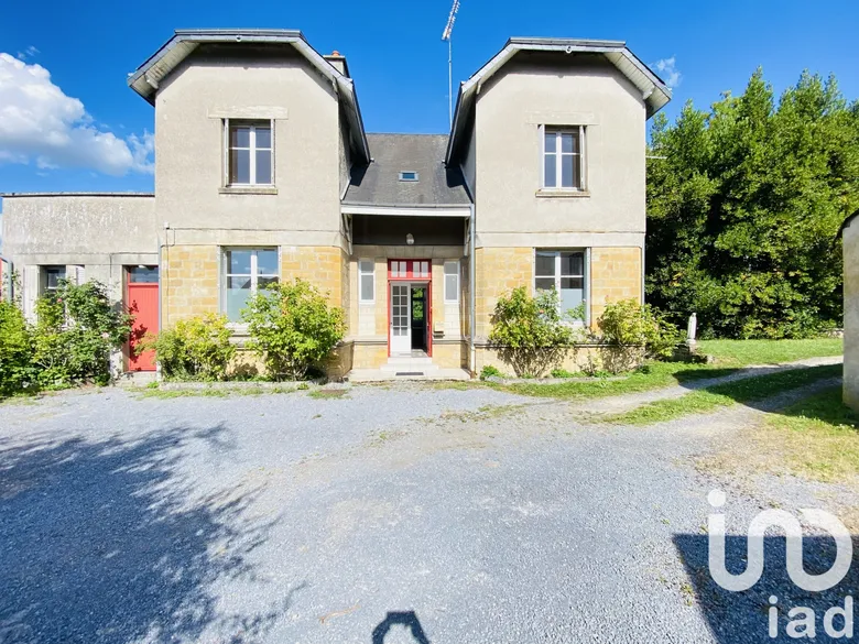 Maison 10 pièces 227 m² · à Vouziers · 227 m² · 179 000 €