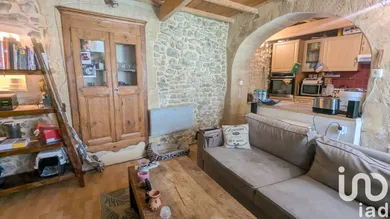 Village house at Lédenon (30210)