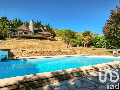 Maison à Espalion (12500)