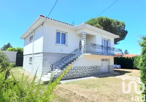 House at Bias (47300)