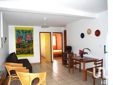 Immeuble à Saint-Louis (97421)