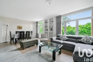 Apartment at Le Vésinet (78110)