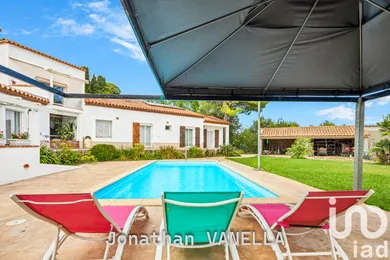 House at Claira (66530)