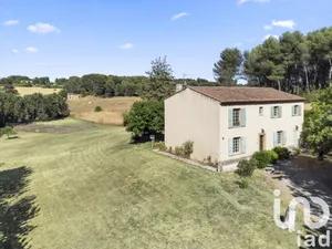 Maison à Aix-en-Provence (13100)
