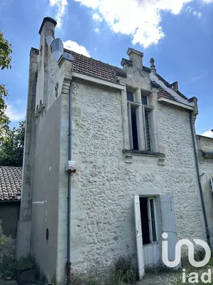 House at Bassens (33530)
