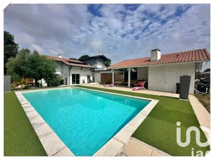 House at Gujan-Mestras (33470)