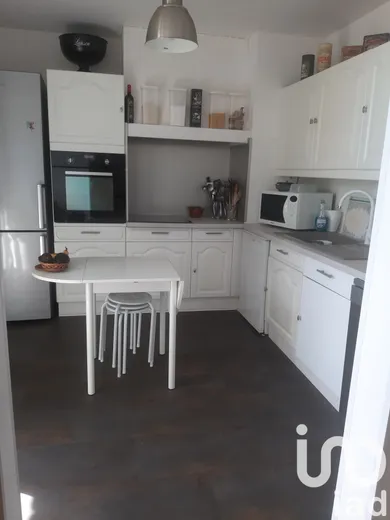 Apartment in Nîmes (30900)