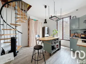 Duplex à Villeneuve-le-Roi (94290)