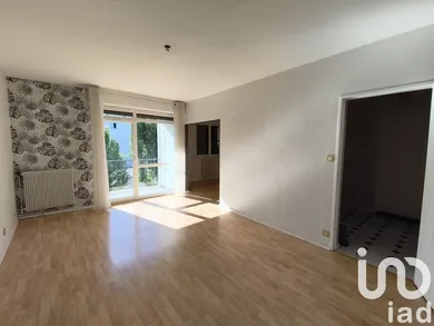 Appartement à BORDEAUX (33200)