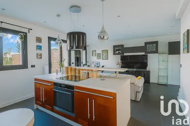 House at Bry-sur-Marne (94360)