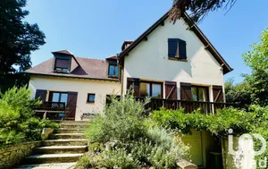 House at Auteuil (78770)