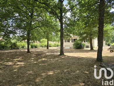 House at Saint-Léger-de-Montbrun (79100)