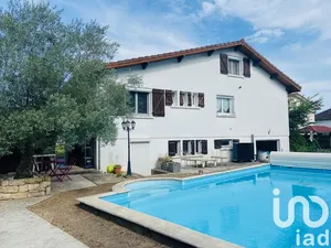 House at Tavaux (39500)