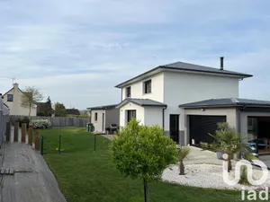House at Saint-Planchers (50400)