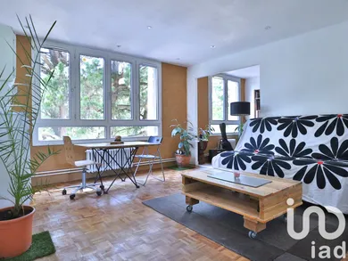 Apartment in Nantes (44300)