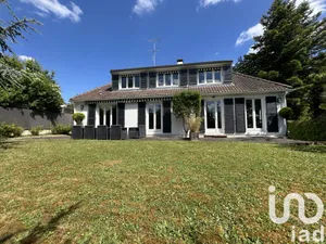 Traditional house at Longjumeau (91160)