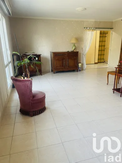 Apartment at Mainvilliers (28300)