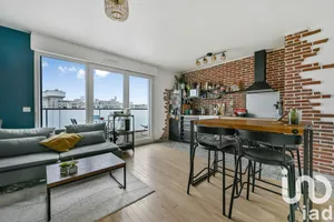 Apartment in Romainville (93230)