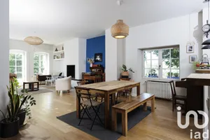 Maison de village à Sainte-Consorce (69280)