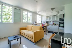 Apartment at Créteil (94000)