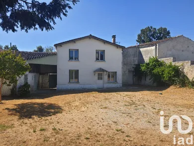 Maison à Poursay-Garnaud (17400)